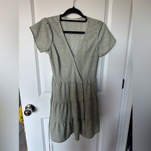 Abercrombie green tier floral wrap dress